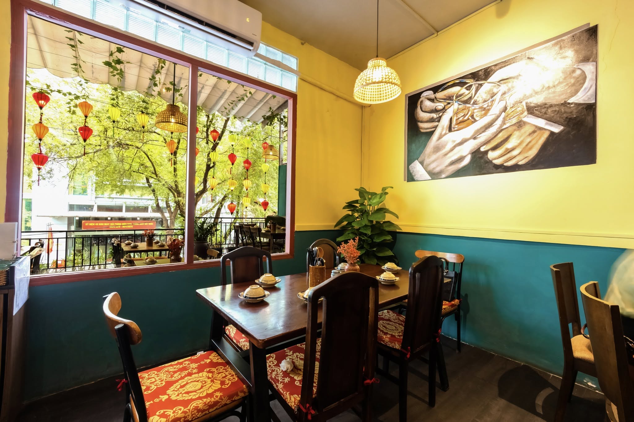 PRIVATE DINING ROOM